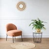 Image de Fauteuil en tissu boucle rouille helmi