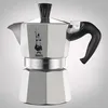Image de Bialetti Moka Express CafetiÃ¨re Ã Moka 0,06 L Aluminium Et Noir