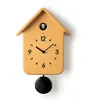 Image de Horloge Ã  coucou jaune avec pendule amovible