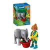 Image de Zoo : éléphanteau et gardien de zoo