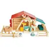 Image de La Ferme En Bois Avec Animaux Beige, Rouge, Bleu