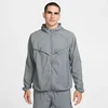 Image de Nike Stride Veste running Hommes - gris, argent, Taille XXL