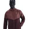 Image de Nike Miler Veste running Hommes - rouge foncé, bronze, Taille L