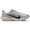 Image de Nike Pegasus Plus Chaussure de running sans stabilisateurs Hommes - gris, noir, Taille 44