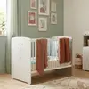 Image de Lit Bébé Sérigraphié Taupe En Bois - Teddy Blanc