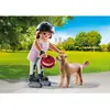 Image de Jeune Fille Rolleuse Avec Retriever Et Accessoires 71739 Multicolore
