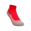 Image de Falke RU4 Endurance Short Chaussettes de running Femmes - rouge, gris clair, Taille 35-36