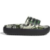 Image de Claquettes femme adidas Adilette Platform Vert 43 JI4754