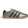 Image de Baskets femme adidas Grand Court Low Gris 39 1/3 JQ9681