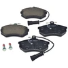 Image de HELLA 8DB 355 017-651 Jeu de plaquettes de frein avec contact du palpeur d'usure intégré, avec vis d'étrier de frein, avec accessoires