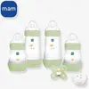 Image de Coffret naissance biberons + sucette + boîte doseuse vert
