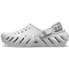 Image de Crocs Echo Clog Claquettes Gris Hommes