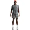 Image de Nike Dri-Fit UV Miler Vêtements homme Gris/argent L