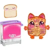 Image de Toasty Treatz - MOOSE TOYS - COOKEEZ MAKERY - Peluche parfumée en forme de toast, grille-pain interactif, Modele peluche aléatoire