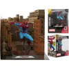 Image de MARVEL COLLECTION 1:10TH WV2 - SPIDER-MAN (THE AMAZING SPIDER-MAN #68)(GOLD LABEL)