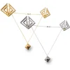 Image de Pinces Tétons Stylisés Lestes Pendentif Lourd en Métal