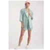 Image de Patron 6780 - Veste, Short et Pantalon pour Jeunes Femmes - Model FR 38-50