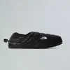 Image de The North Face - Thermoball Traction Mule V - Sandales d'hiver homme TNF Black / TNF White - 44.5