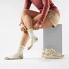 Image de Smartwool - Hike Light Cushion Mid Crew Sock - Chaussettes randonnée femme Natural - S (34 - 37)