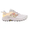 Image de New Balance - FuelCell Rebel Trail - Chaussures trail femme White Peach - 39