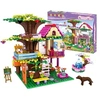 Image de Cabane dans Les Arbres avec Fontaine et Animaux Ensemble de construction créative 613PCS Cadeaux pour filles de 6+ ans