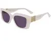 Image de Karl Lagerfeld Lunettes De Soleil Pour Femme Kl6125s