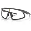 Image de Oakley - RSLV - Lunettes de soleil Matte Carbon - Clear to Black Iridium Photochromic 0-3