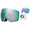 Image de Oakley - Flight Deck Pro L - Masque ski Matte White - Prizm Sapphire Cat 3 / Prizm Iced Cat 2
