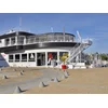 Image de Repas gastronomique 4 plats avec champagne en bord de mer près de La Baule