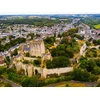 Image de Vol en montgolfière au-dessus de la cité médiévale de Loches en semaine