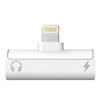 Image de - Lightning vers prise casque/adaptateur de charge - Lightning mâle pour Lightning, mini-phone stereo 3.5 mm femelle - blanc