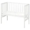 Image de roba Lit Cododo 2 en 1 avec Matelas safe asleep 45 x 90 cm et Barrière - Bois Laqué Blanc - Convient à toutes les Hauteurs de Lits Parentaux - dès la naissance - Convertible en Banc jusqu'à 65 kg en occasion ou reconditionné