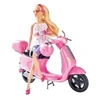 Image de Steffi Love et son Scooter Chic