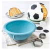 Image de Moule demi sphère pour gâteau ballon de foot 18 cm Zenker Spécial Football