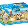 Image de Famille Jouant Dans Le Sable A La Plage - 71906