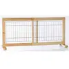 Image de Barrière bois réglable de 65 à 108 cm H 50 cm. pour chiens.