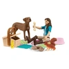 Image de Figurine Mini Monde - Lisa prépare son pique-nique