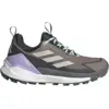 Image de adidas - Terrex Free Hiker 2 Low GTX - Chaussures randonnée homme Trace Brown / Wonder Aluminium / Carbon - 40