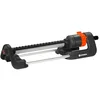 Image de Arroseur pour surfaces carrées Gardena Aqua M : Arroseur pour l’arrosage de surface de 110-250 m², portée 8-18 m, distance de jet max. 14 m, filtre métallique intégré (18702-20) en occasion ou reconditionné