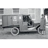 Image de Model T 1917 Ambulance With Us Medical Personnel- 1:35e -