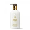 Image de MOLTON BROWN Lotion Pour Les Mains - Mesmerising Oudh Accord & Gold