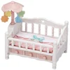 Image de Le Lit De Bebe Et Mobile - Sylvanian Tout Pour Bebes