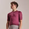 Image de Rapha - Men's Pro Team Training Jersey III - Maillot vélo homme Raspberry / Plum - S