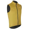 Image de GripGrab - PACR Windproof Lightweight Vest - Gilet vélo homme Mustard Yellow - S
