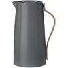 Image de Stelton Emma Carafe isotherme à double paroi en acier inoxydable avec poignée en bois de hêtre, couvercle facile à clipser, finition brillante (gris) en occasion ou reconditionné