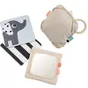 Image de Jeux d'éveil support avec cartes de motifs contrastés bébé Done by Deer Deer friends Beige TU 4243959