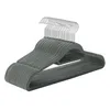 Image de SONGMICS Cintre en Velours, Lot de 20, Antiglisse, Barre à Cravate, Crochet Pivotant 360°, Épaisseur 0,6 cm, Longueur 43,5 cm, pour Manteau, Robe, Pantalon, Gris et Argent CRF20V en occasion ou reconditionné