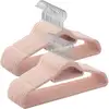 Image de 50 Cintres en velours pivotant antiglisse, Rose Clair + Argent