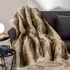 Image de Plaid en imitation fourrure polyester/fourrure beige 120x160 cm
