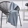 Image de Plaid polaire uni 125x150 cm gris